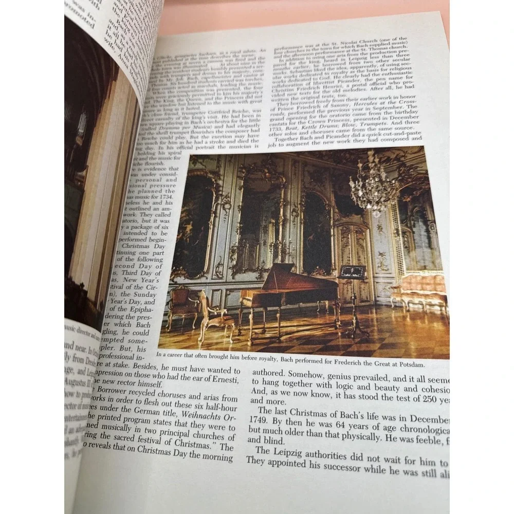 Vintage Christmas Annual Literature Art Book Augsburg Publishing 1985‎
